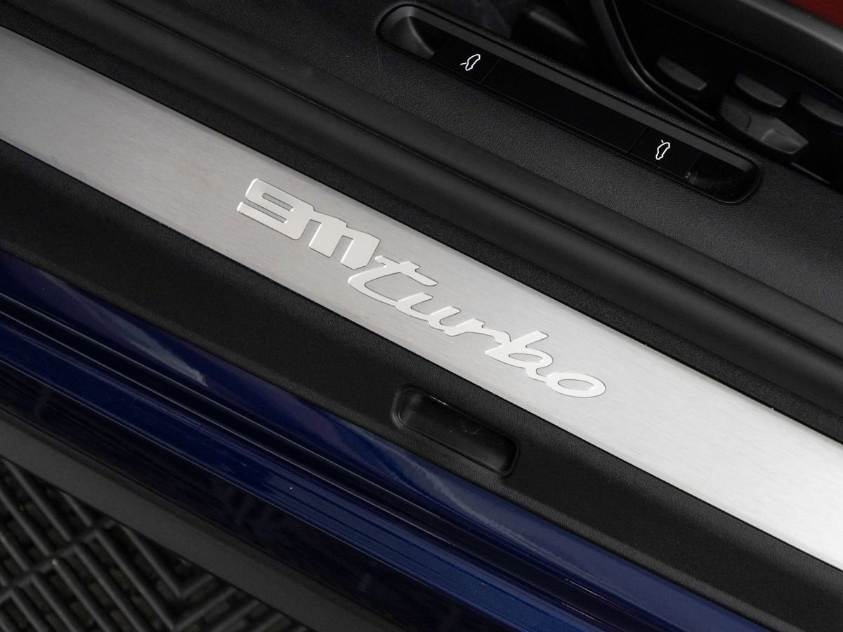 Certified 2025 Porsche 911 Turbo AWD/4WD image 30