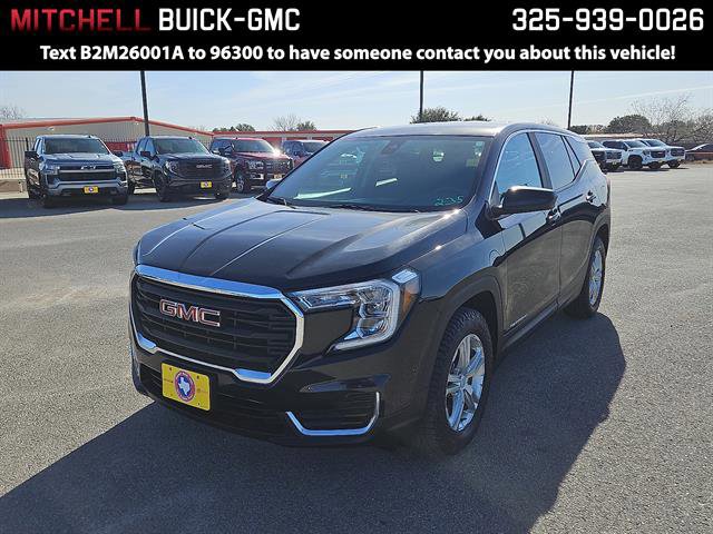 Used 2023 GMC Terrain SLE image 1