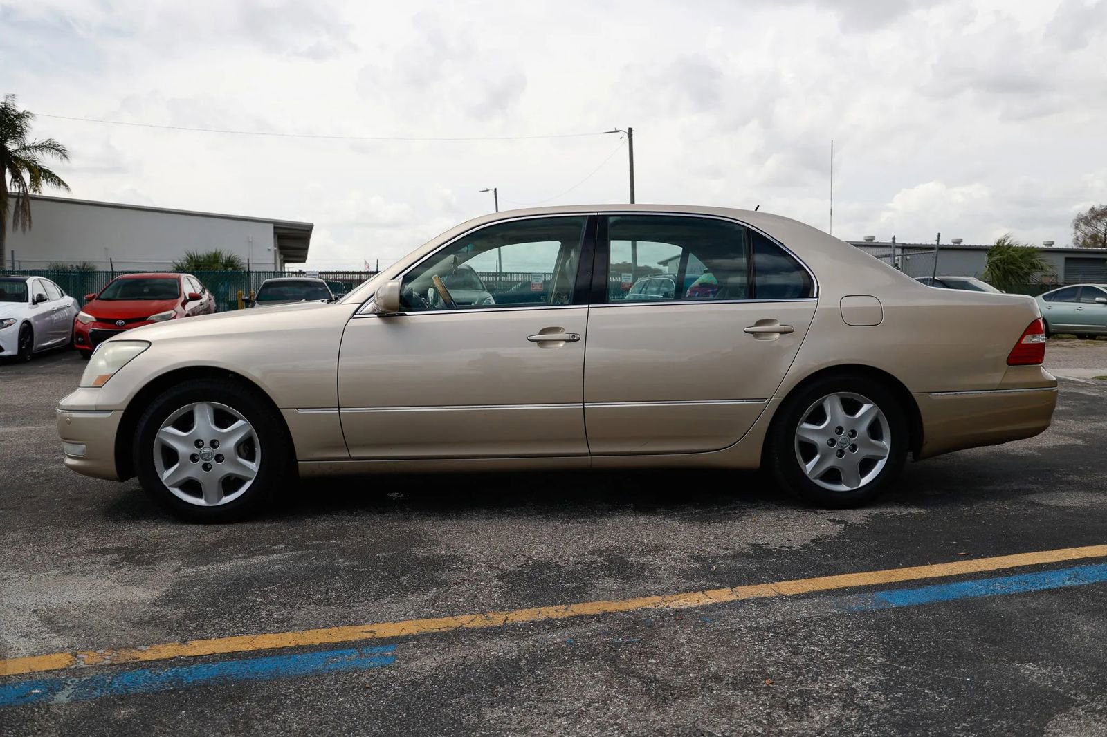 Used 2004 Lexus LS 430 image 3