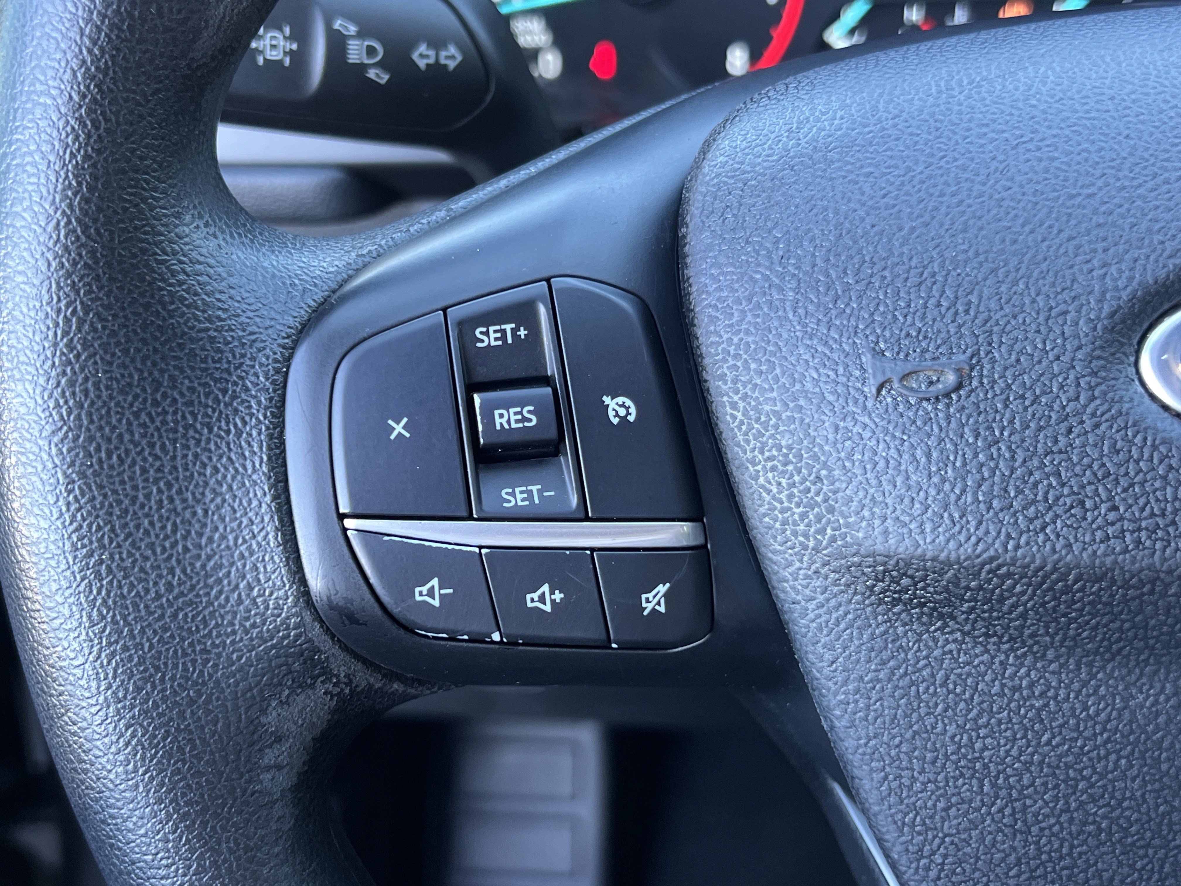 Used 2022 Ford Escape S FWD image 27