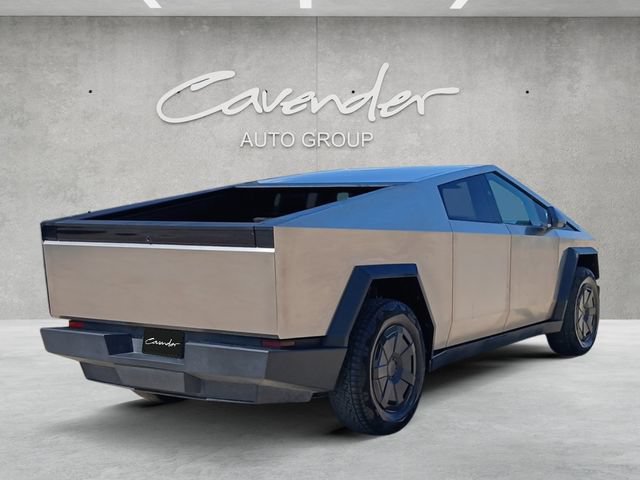 Used 2025 Tesla Cybertruck AWD Crew Cab image 17