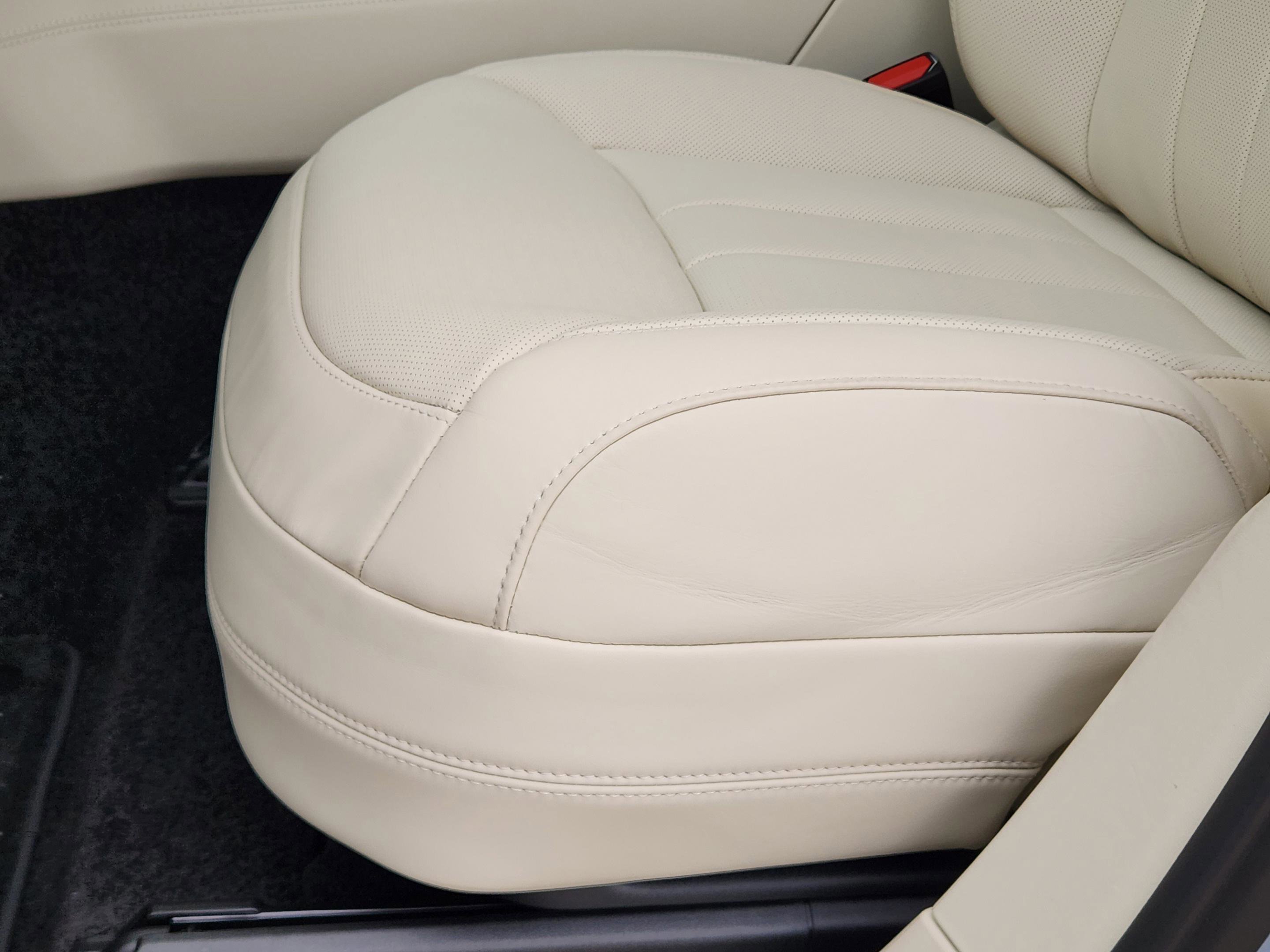 New 2026 Land Rover Range Rover Autobiography image 23