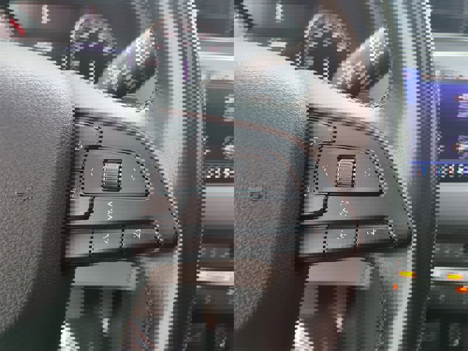 Used 2019 Cadillac XT4 Premium Luxury image 25