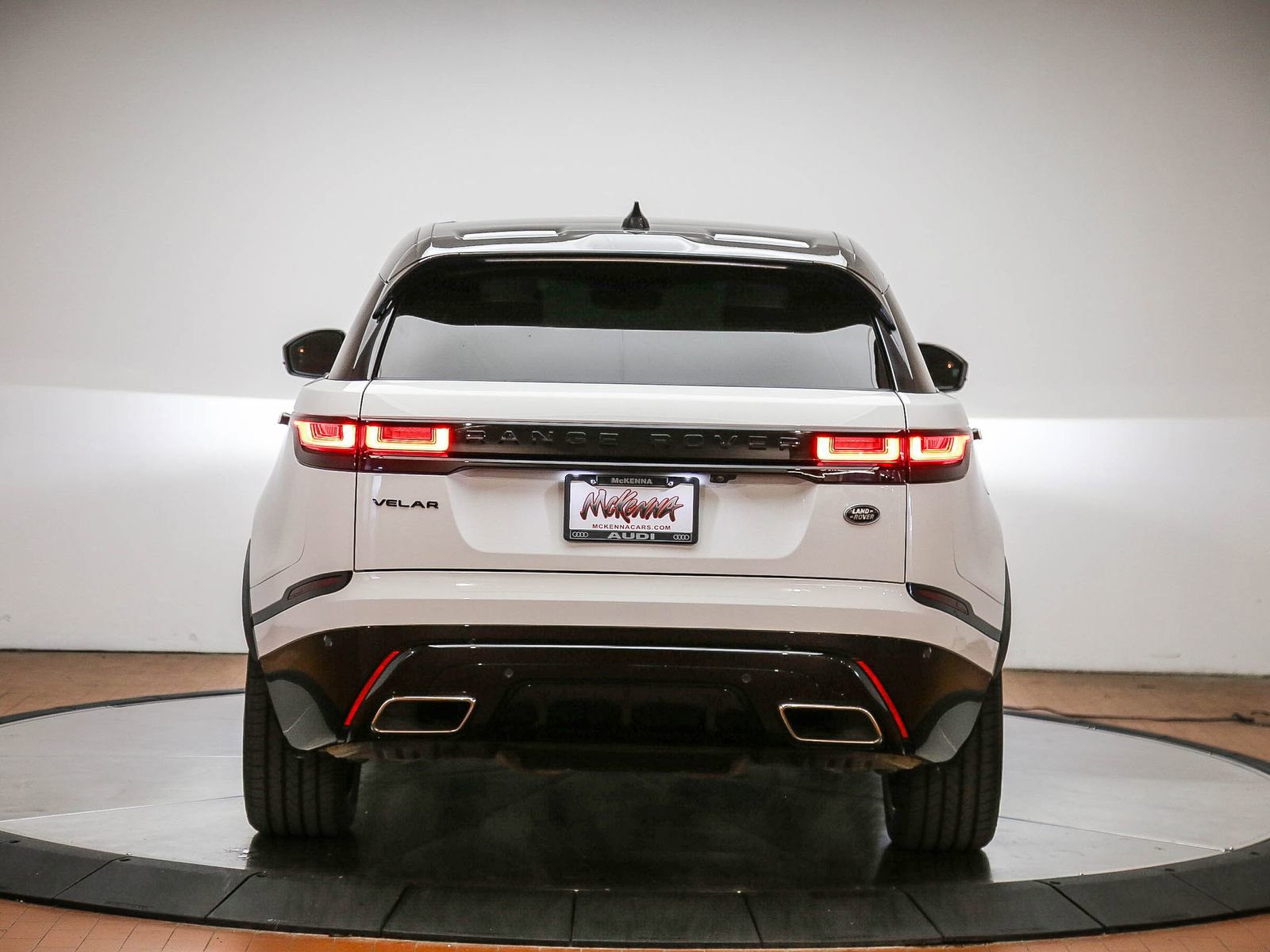 Used 2023 Land Rover Range Rover Velar R-Dynamic S AWD/4WD image 3