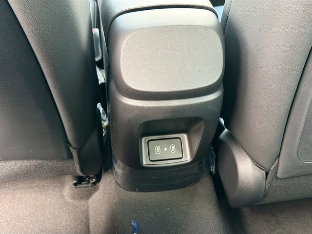 New 2026 Hyundai Elantra Limited image 27