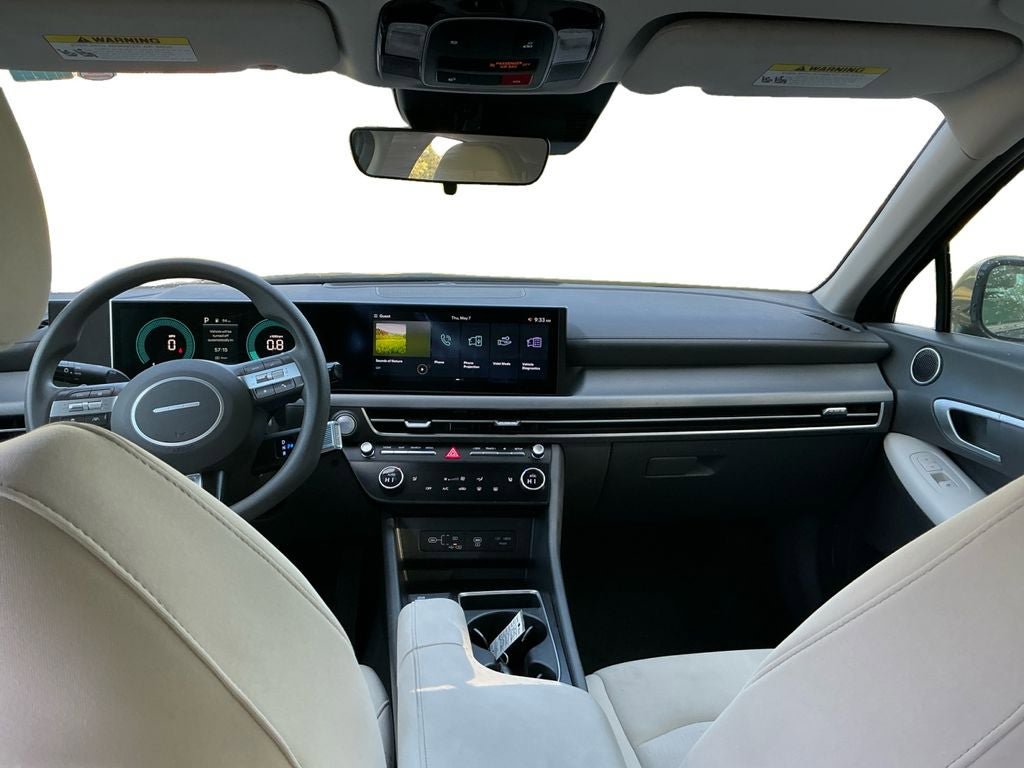 Used 2025 Hyundai Sonata SEL FWD image 10