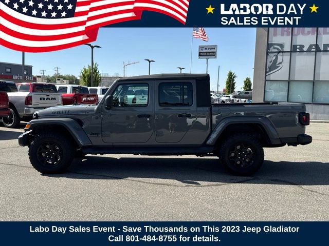 Certified 2023 Jeep Gladiator Sport AWD/4WD image 2