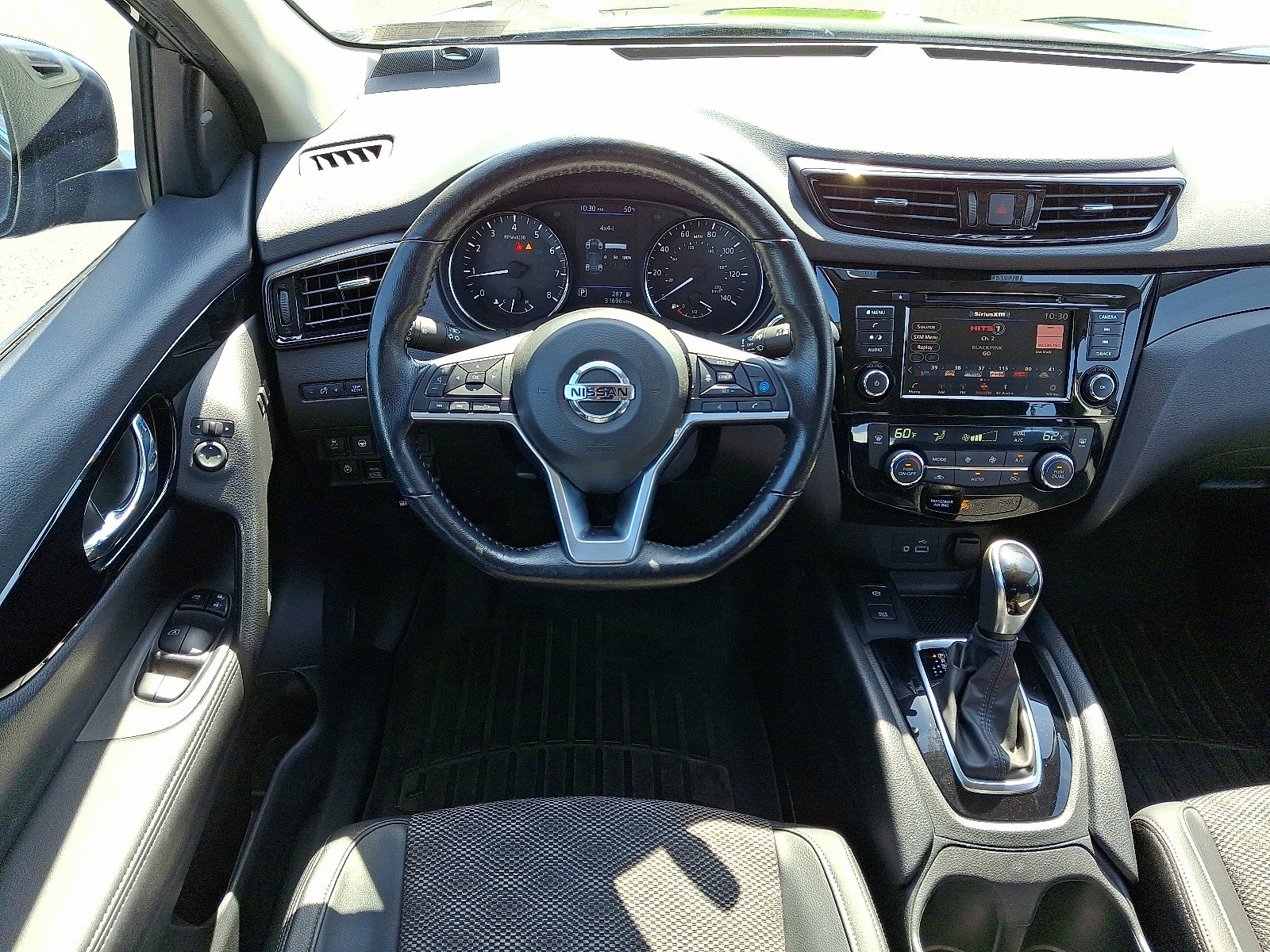 Certified 2022 Nissan Rogue Sport SV w/ Technology Package image 13