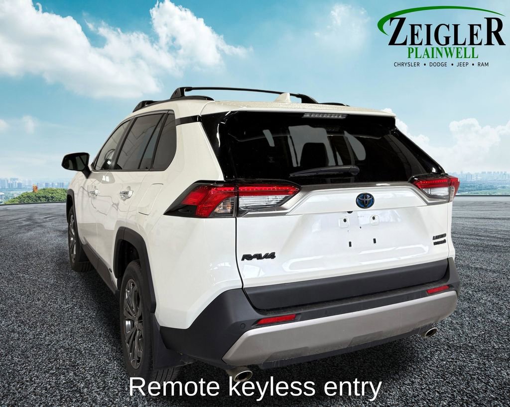 Used 2022 Toyota RAV4 Limited image 6