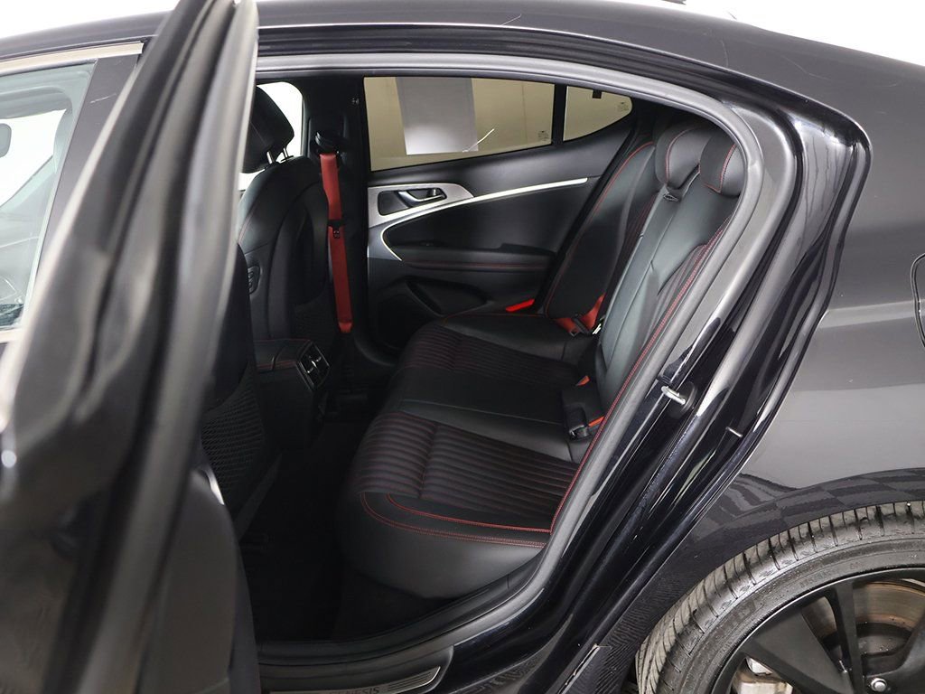 Used 2023 Genesis G70 3.3T w/ Sport Advanced Package image 33