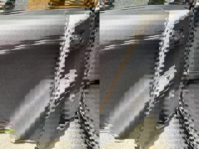 Used 2017 Toyota RAV4 LE image 13