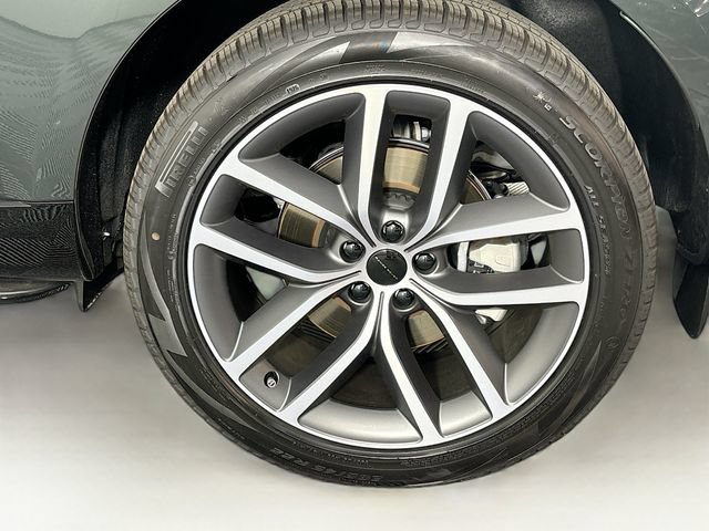 New 2026 Land Rover Range Rover Long Wheelbase SE AWD/4WD image 29