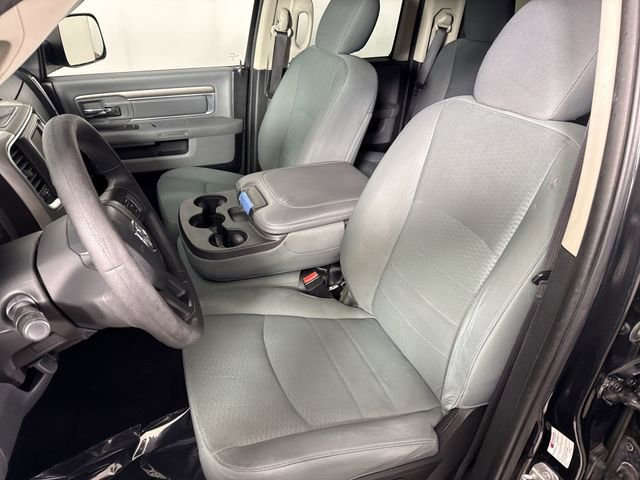Used 2017 RAM 1500 Classic SLT AWD/4WD image 18