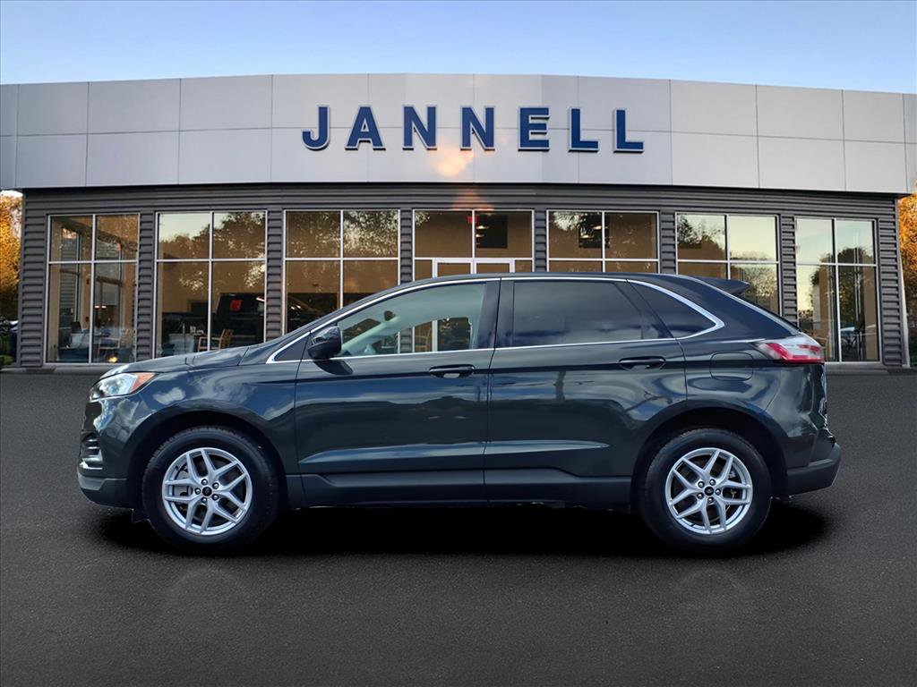 Used 2024 Ford Edge SEL w/ Class II Trailer Tow Package image 8