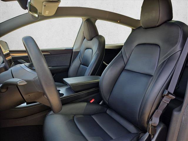 Used 2023 Tesla Model Y Performance AWD/4WD image 17