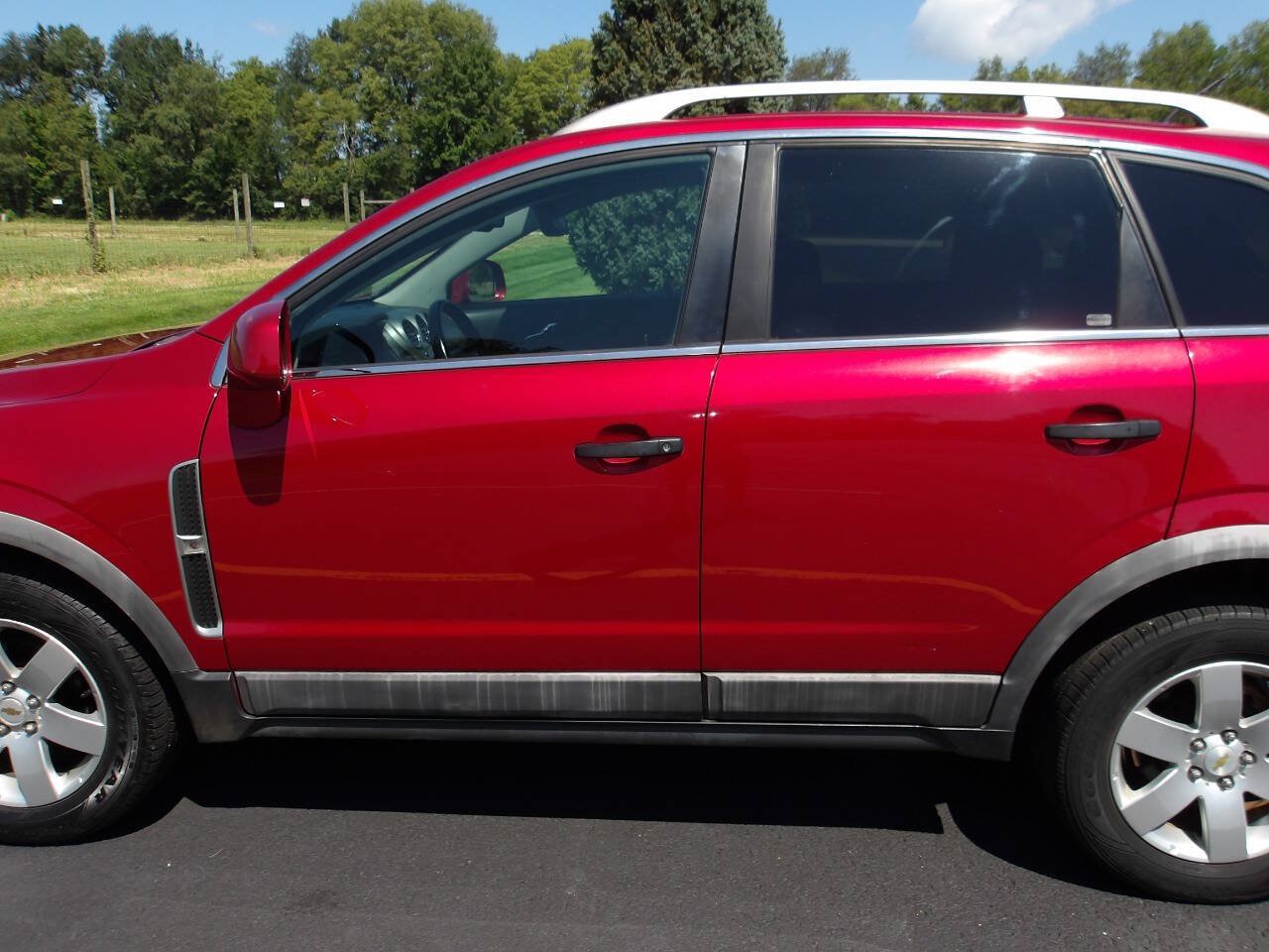 Used 2014 Chevrolet Captiva Sport LS FWD image 29