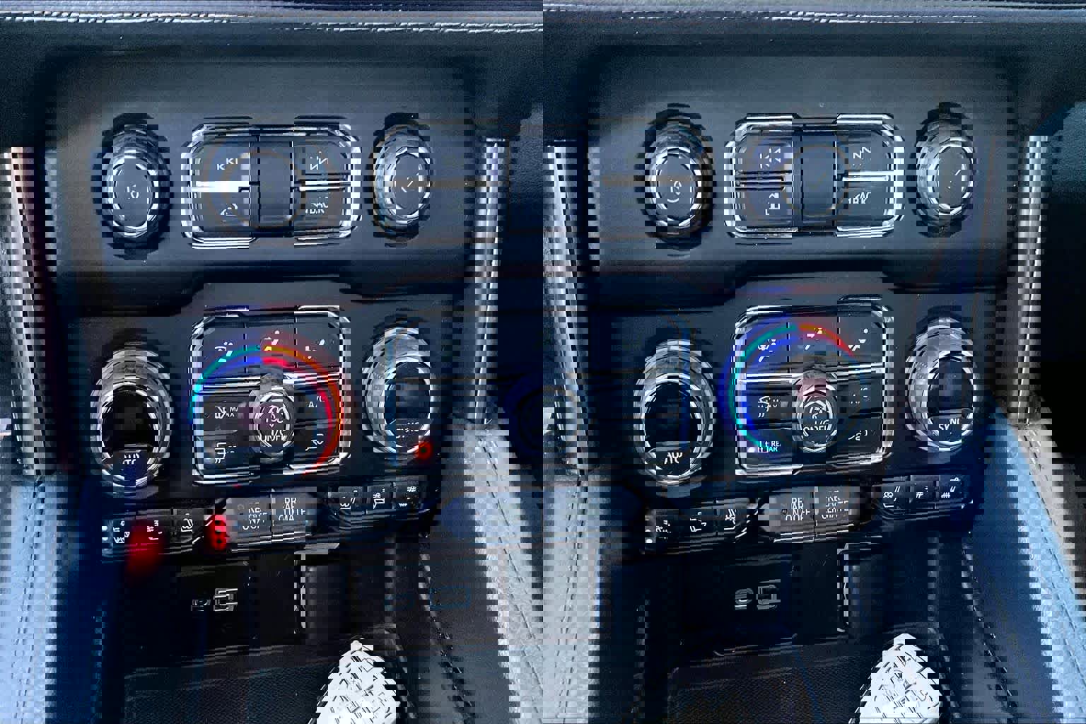 Used 2022 Chevrolet Tahoe High Country image 26