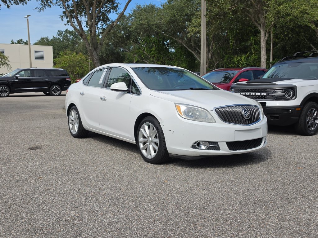 Used 2014 Buick Verano Leather FWD image 2