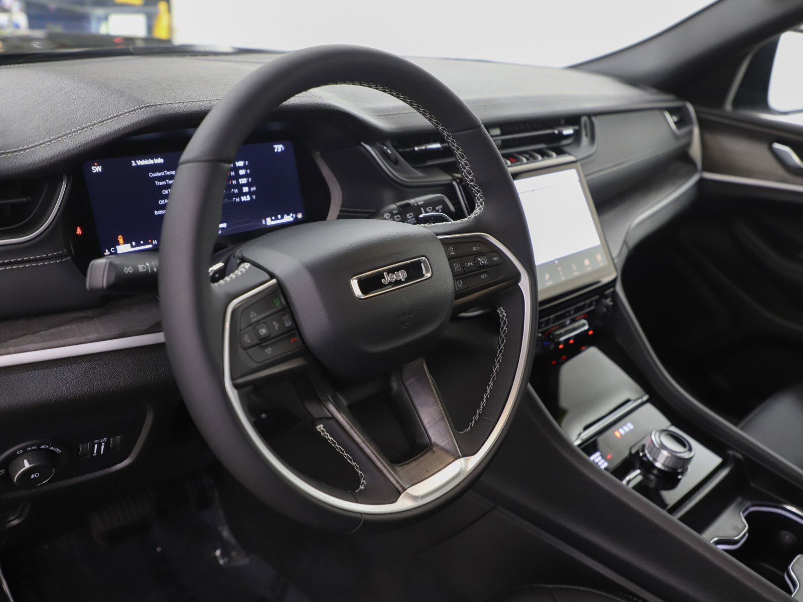 Used 2025 Jeep Grand Cherokee L Limited w/ Trailer Tow Package image 23