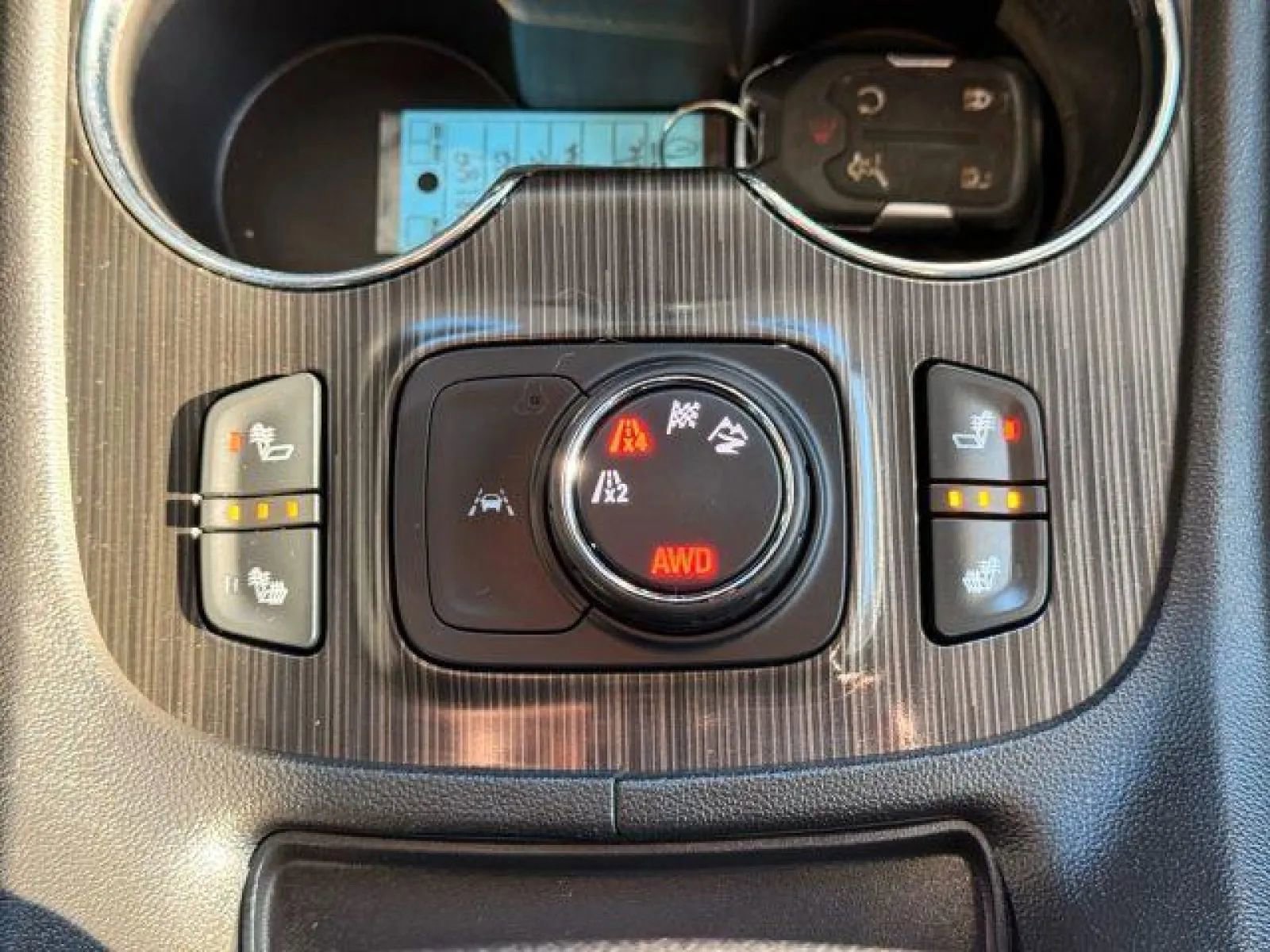 Used 2022 GMC Acadia SLT w/ LPO, Floor Liner Package image 29
