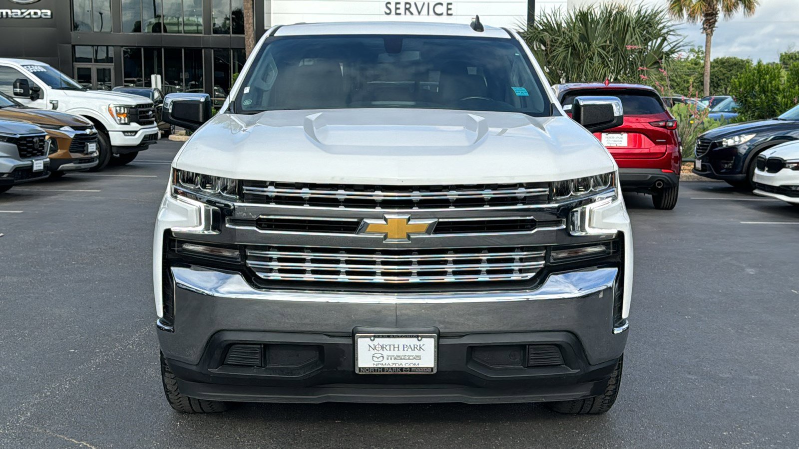 Used 2021 Chevrolet Silverado 1500 LT w/ Convenience Package II RWD image 3