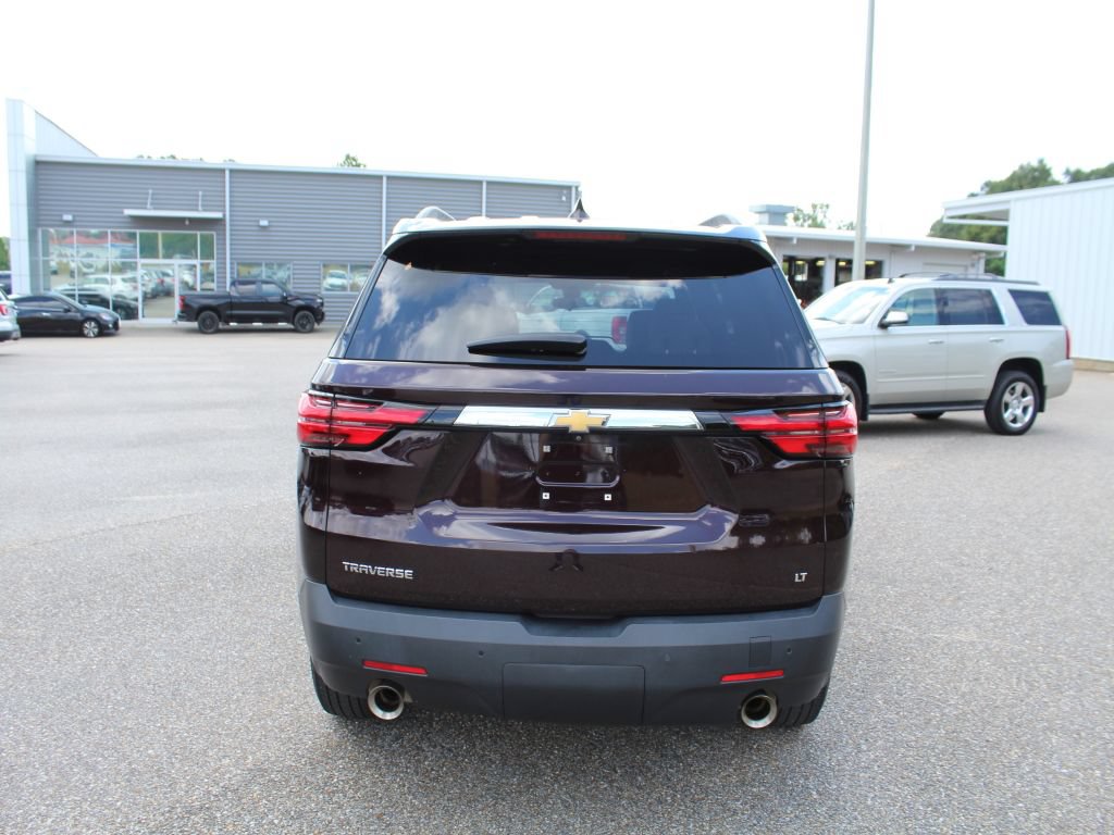 Used 2022 Chevrolet Traverse LT FWD image 7