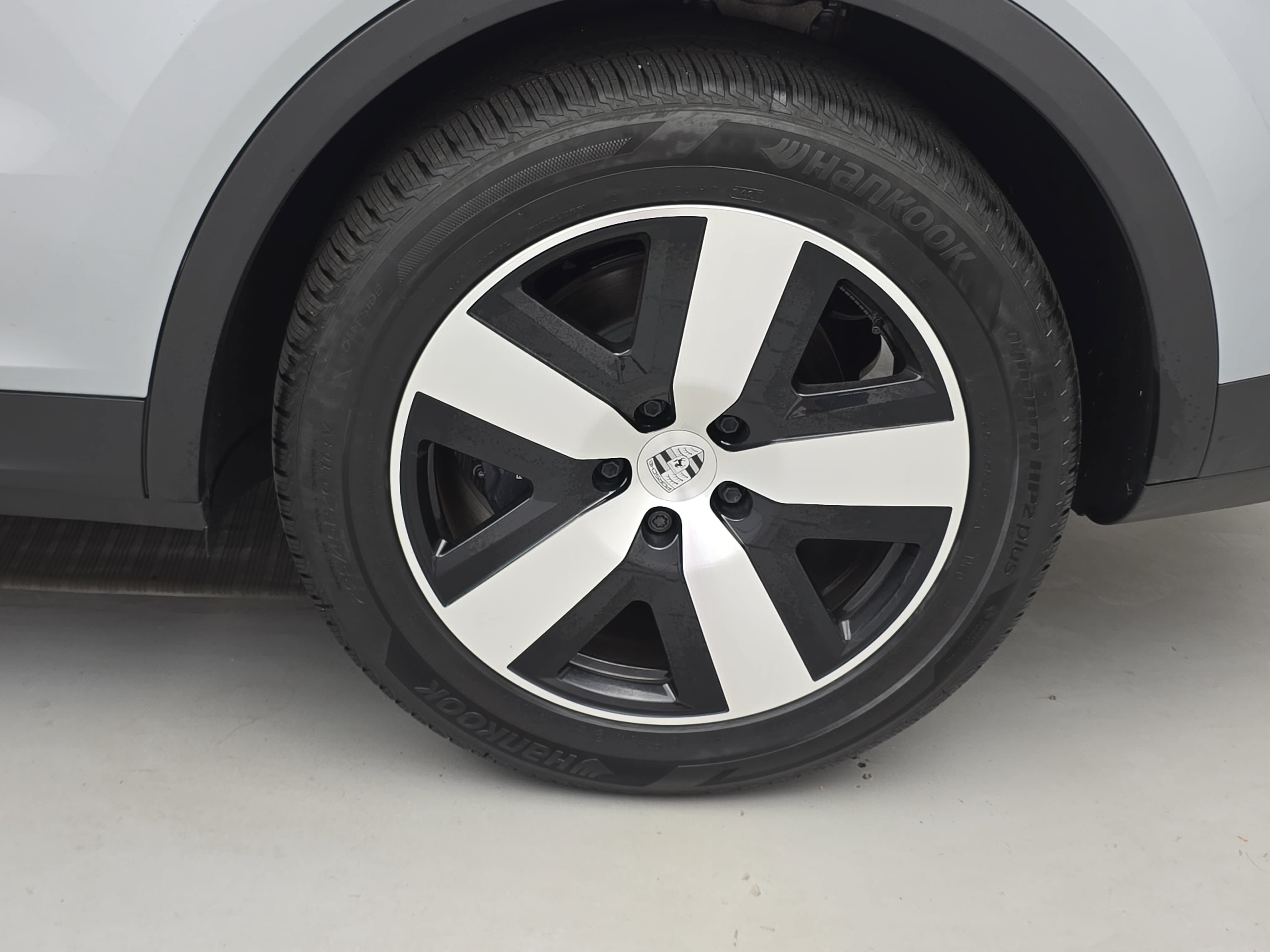 Certified 2026 Porsche Cayenne E-Hybrid AWD/4WD image 36