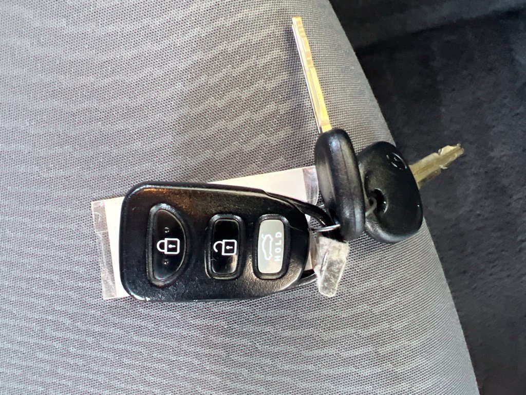 Used 2016 Hyundai Elantra SE FWD image 24