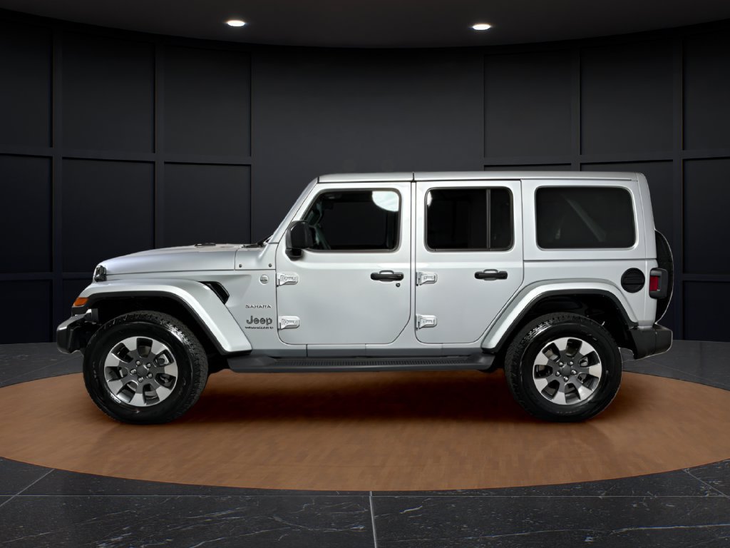 Used 2023 Jeep Wrangler Unlimited Sahara w/ Cold Weather Group AWD/4WD image 2