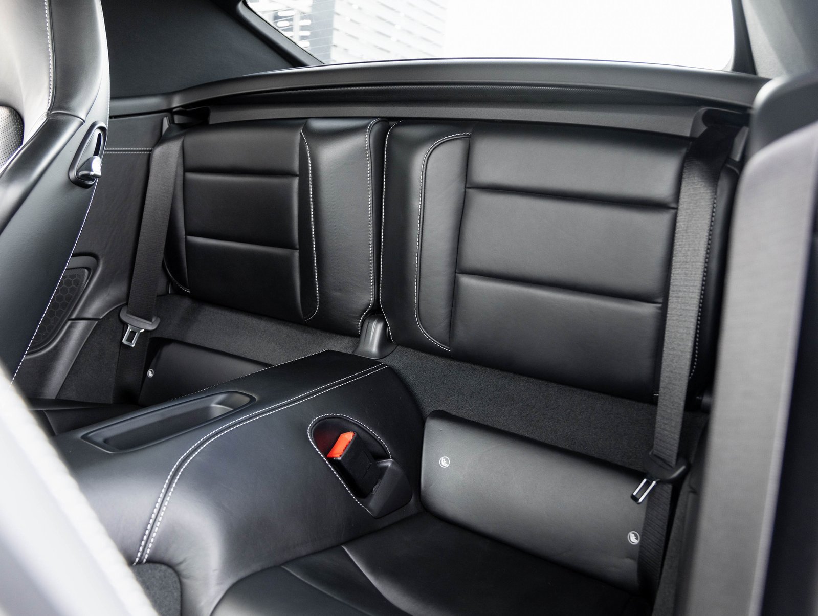 Certified 2018 Porsche 911 Turbo S image 32