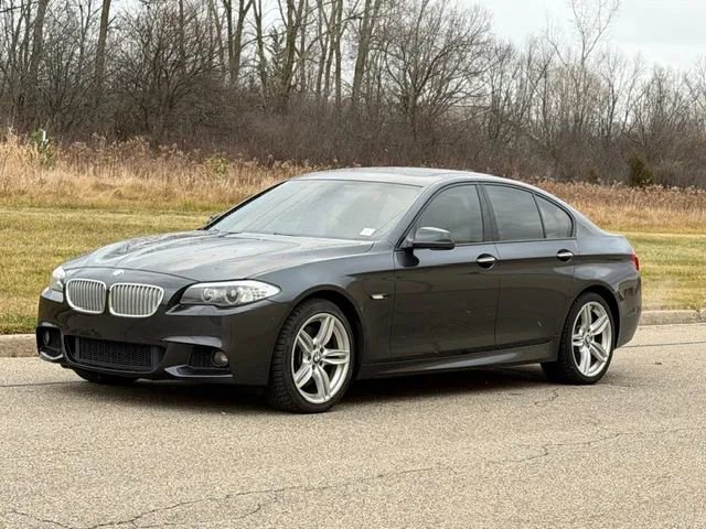 Used 2011 BMW 550i Sedan image 7