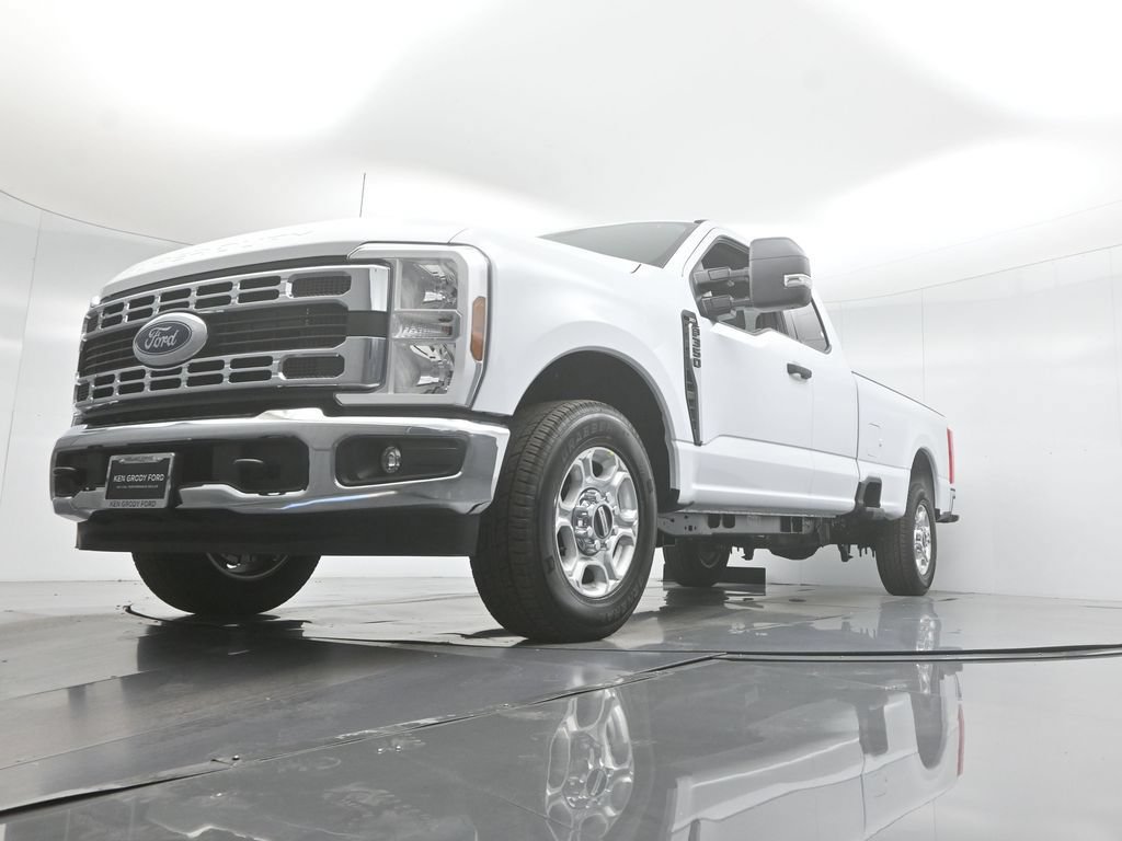New 2026 Ford F350 XLT RWD image 41