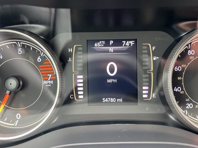 Used 2020 Jeep Cherokee Latitude Plus w/ Comfort/Convenience Group FWD image 12