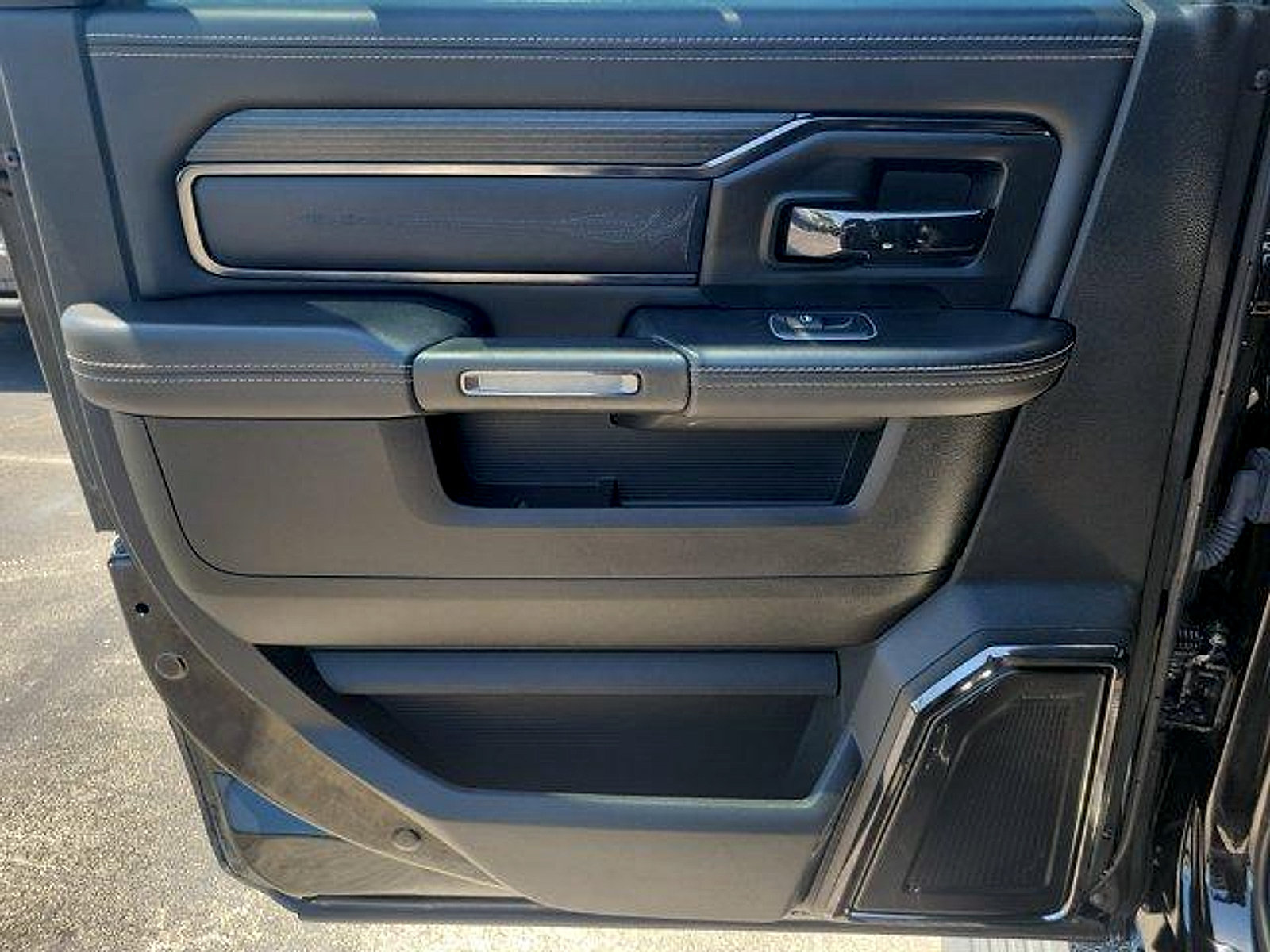 Certified 2023 RAM 2500 Limited AWD/4WD image 16