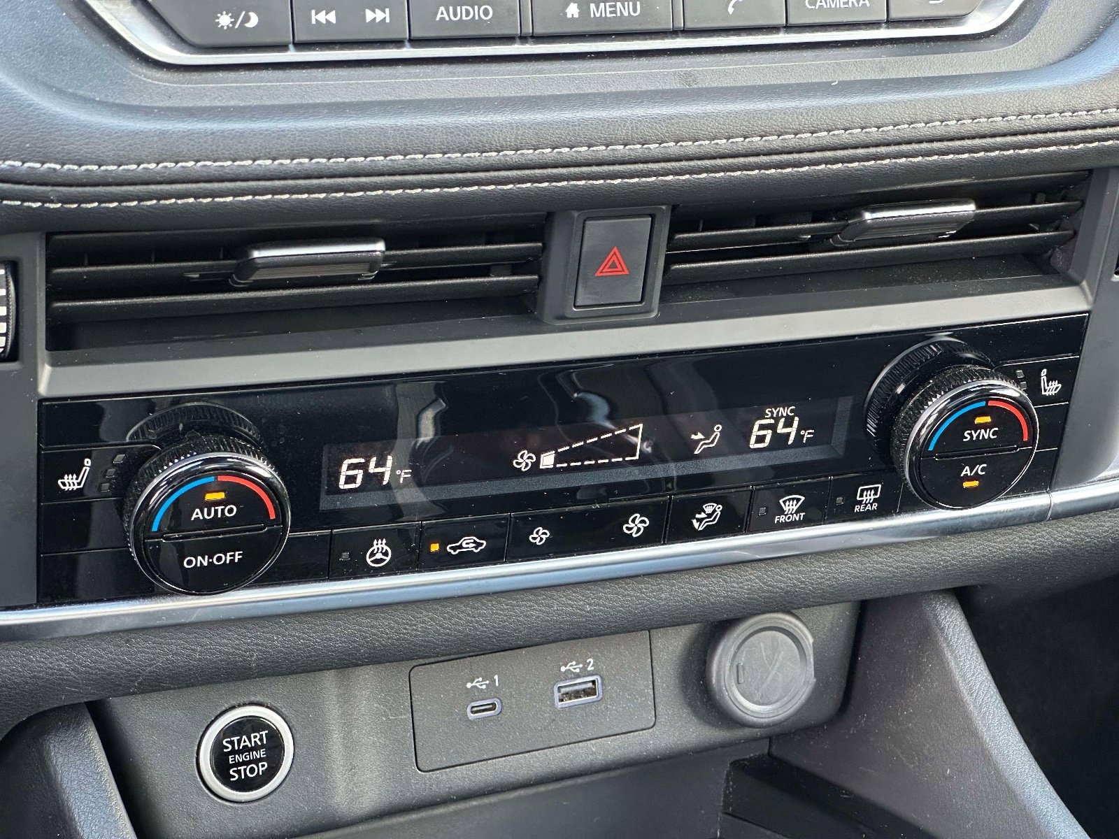 Used 2023 Nissan Rogue SV w/ SV Premium Package AWD/4WD image 32