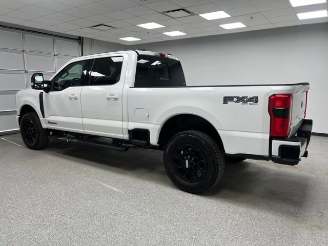 Used 2025 Ford F350 Lariat w/ Black Appearance Package image 6
