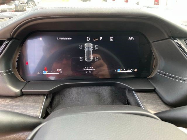 New 2026 Jeep Grand Cherokee Limited AWD/4WD image 16
