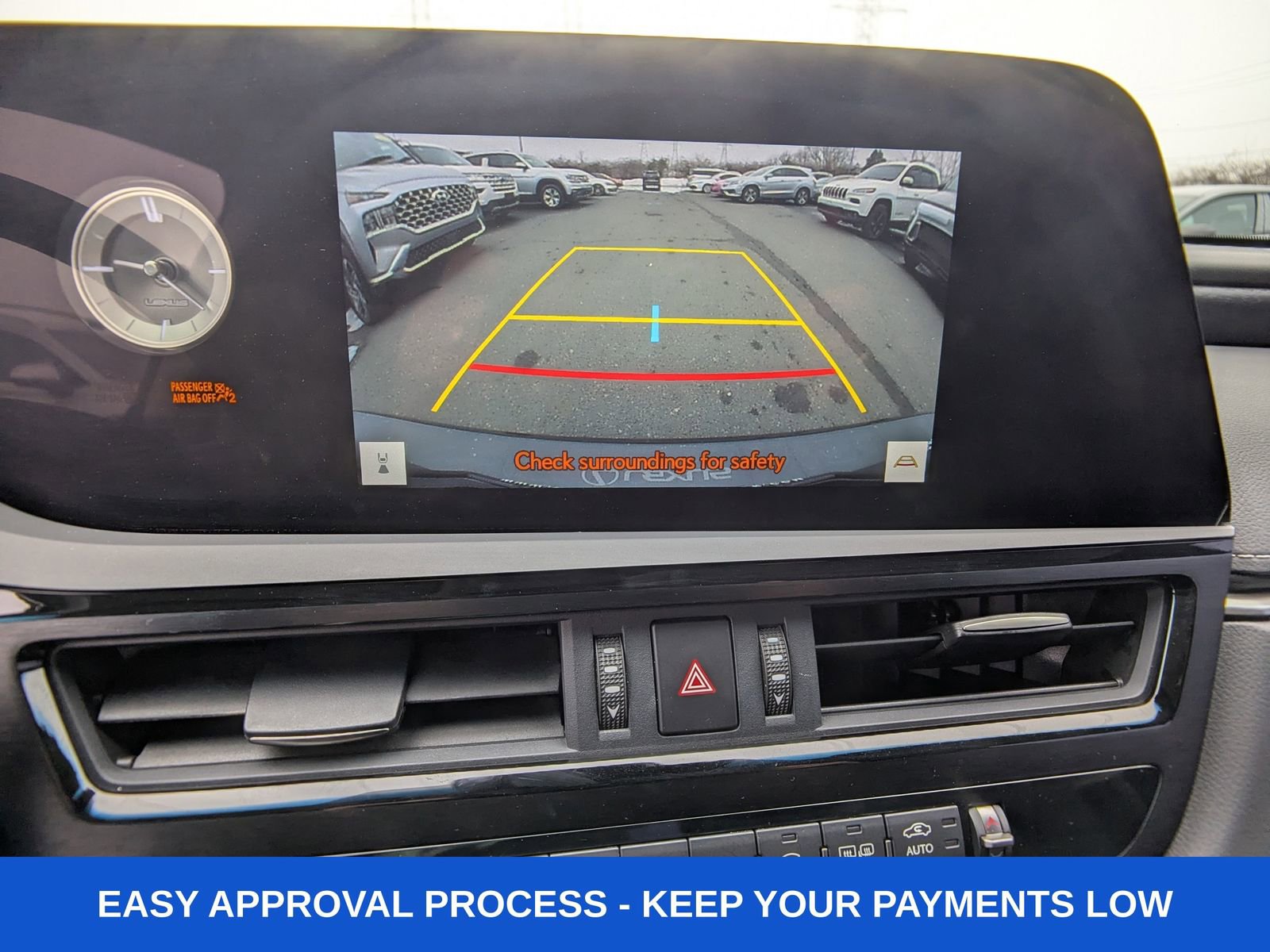 Used 2023 Lexus ES 300h w/ Premium Package image 30