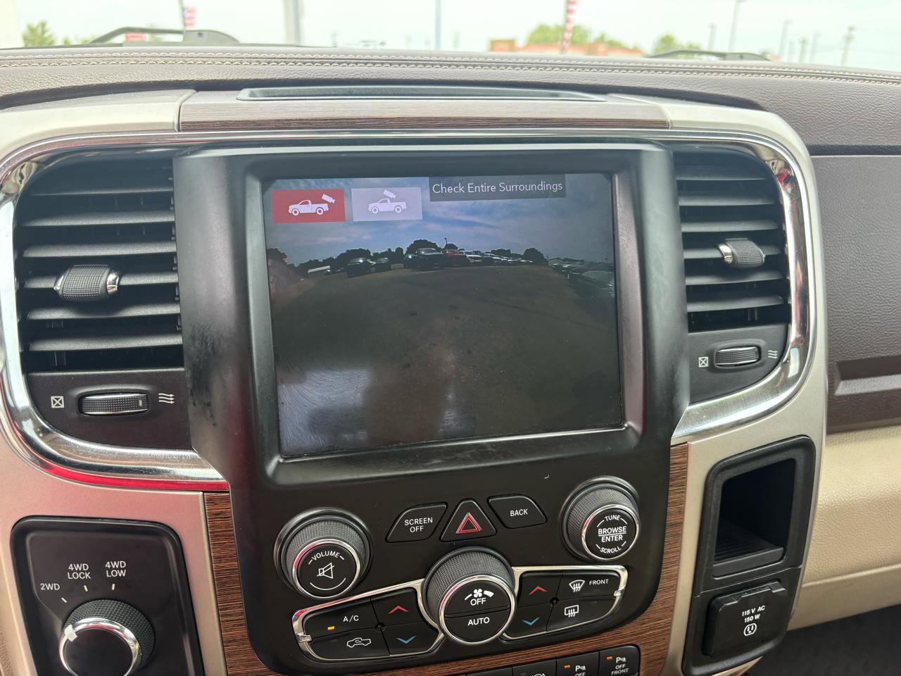Used 2018 RAM 3500 Laramie AWD/4WD image 31