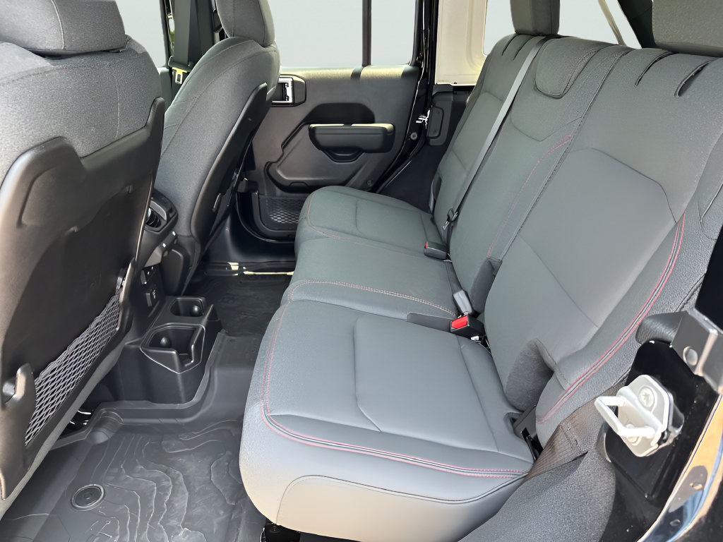 New 2025 Jeep Wrangler Unlimited Rubicon w/ Safety Group AWD/4WD image 34
