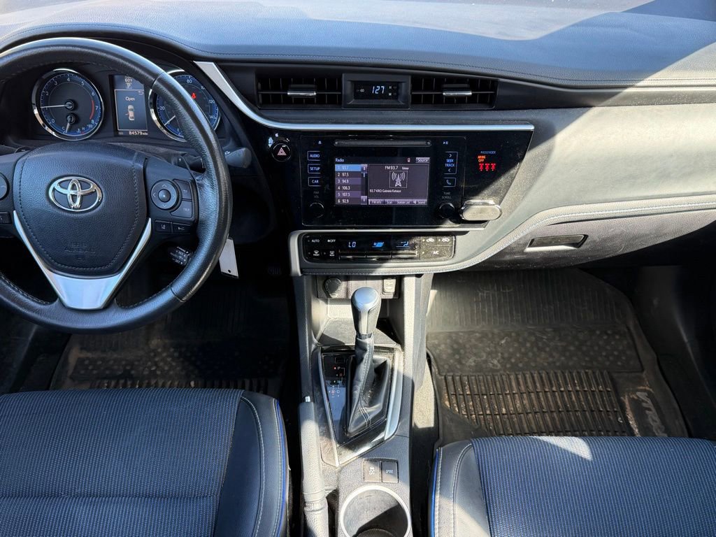 Used 2018 Toyota Corolla SE image 8