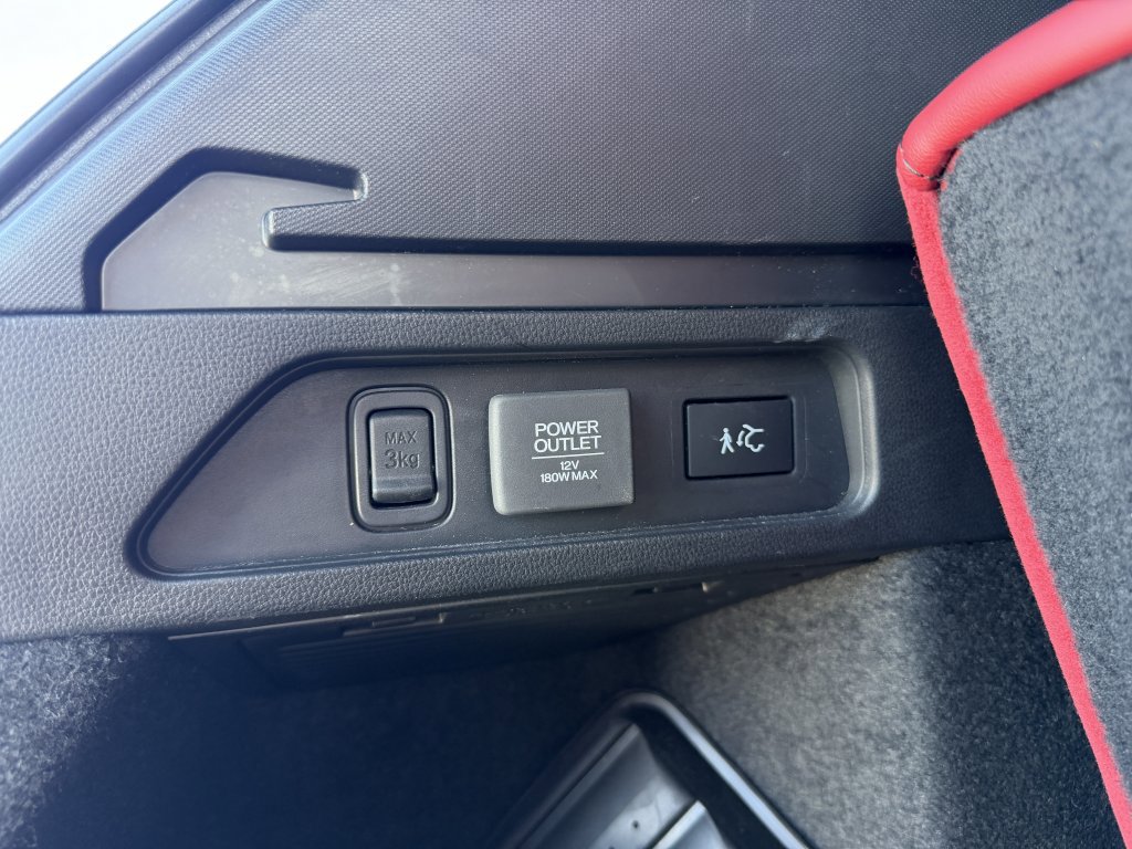 Used 2025 Acura MDX A-Spec image 39