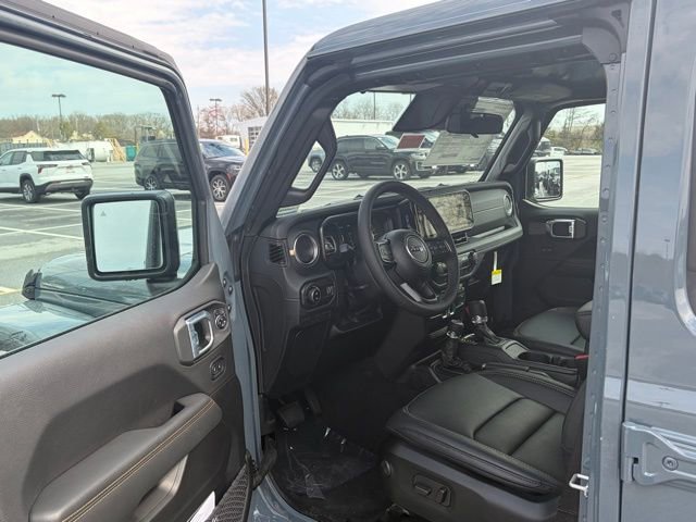 New 2026 Jeep Gladiator Sport AWD/4WD image 14