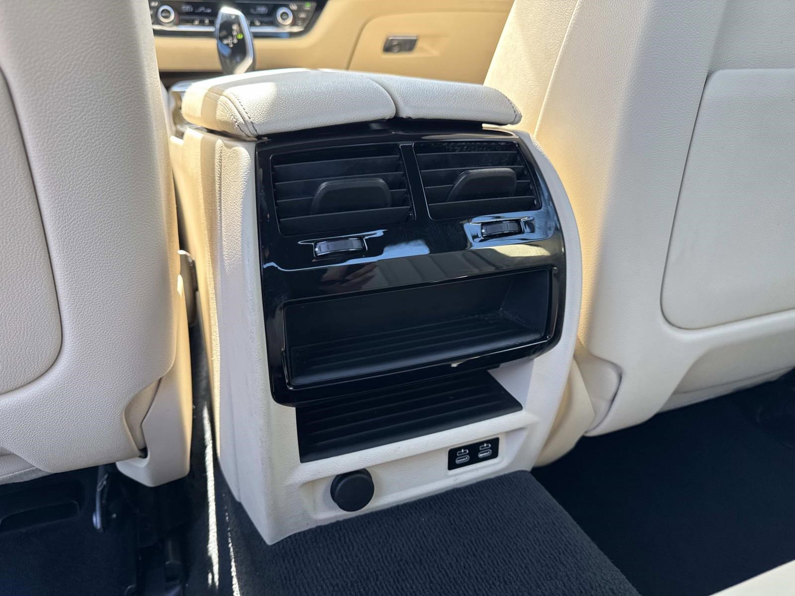 Used 2021 BMW 530i xDrive w/ Convenience Package AWD/4WD image 16