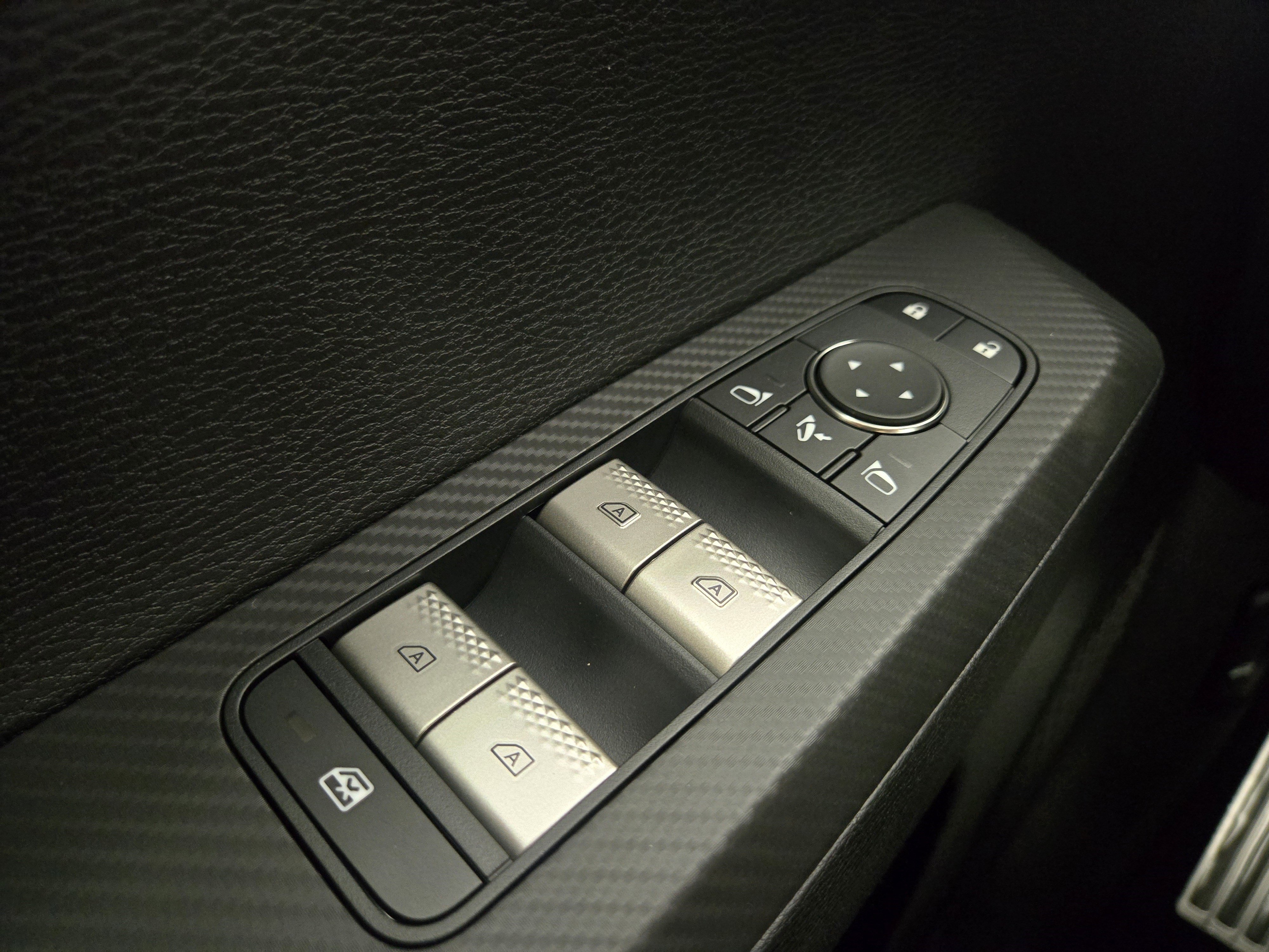 New 2025 Mitsubishi Outlander AWD image 31