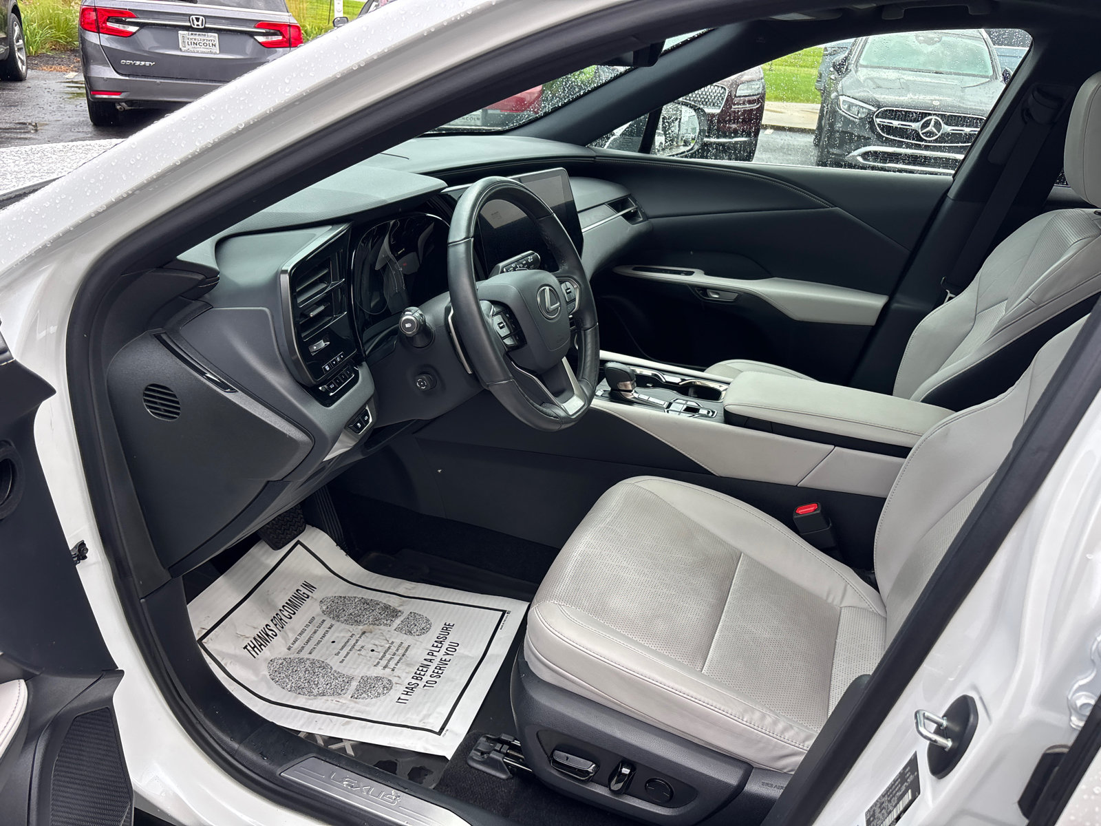 Used 2023 Lexus RX 350 Premium Plus w/ Accessory Package AWD/4WD image 23