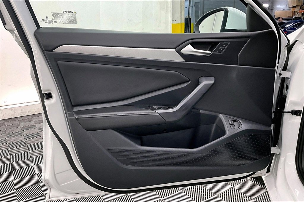 Used 2024 Volkswagen Jetta S image 24