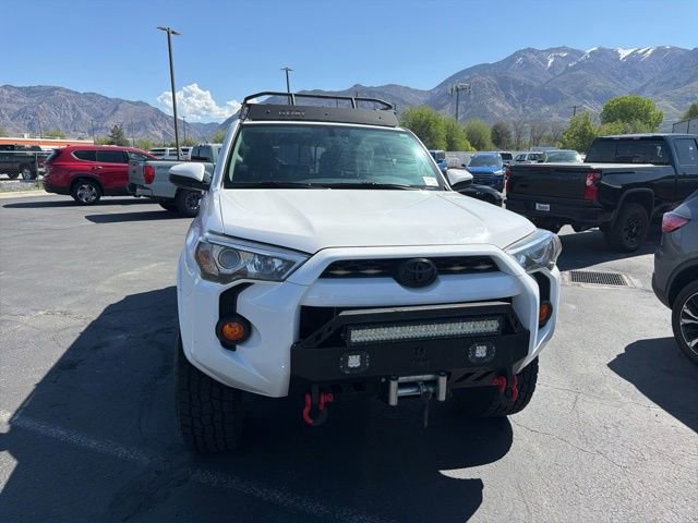 Used 2016 Toyota 4Runner SR5 AWD/4WD image 6