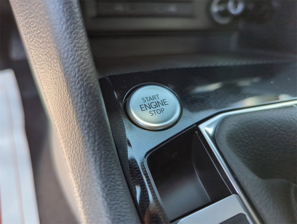 New 2025 Volkswagen Taos S image 38