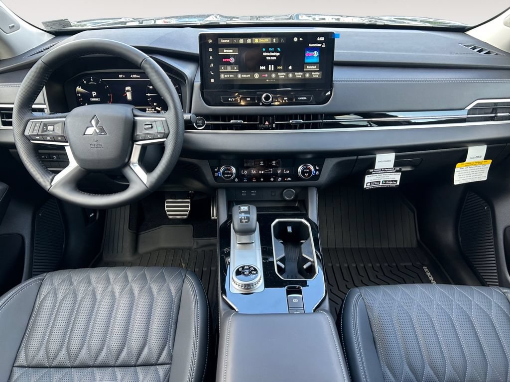 New 2026 Mitsubishi Outlander SEL FWD image 10